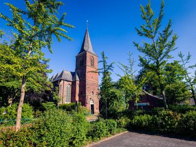 Foto der alten St. Antonius Kirche in Hau